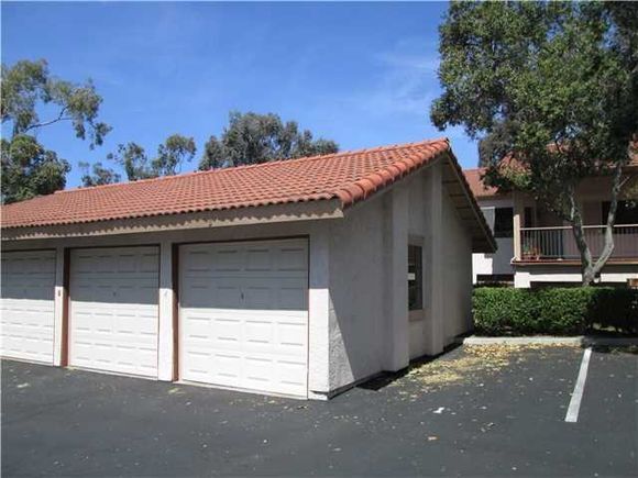 Building Photo - 3536 Ridgewood Way