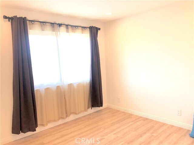 Building Photo - 221 Doverfield Dr