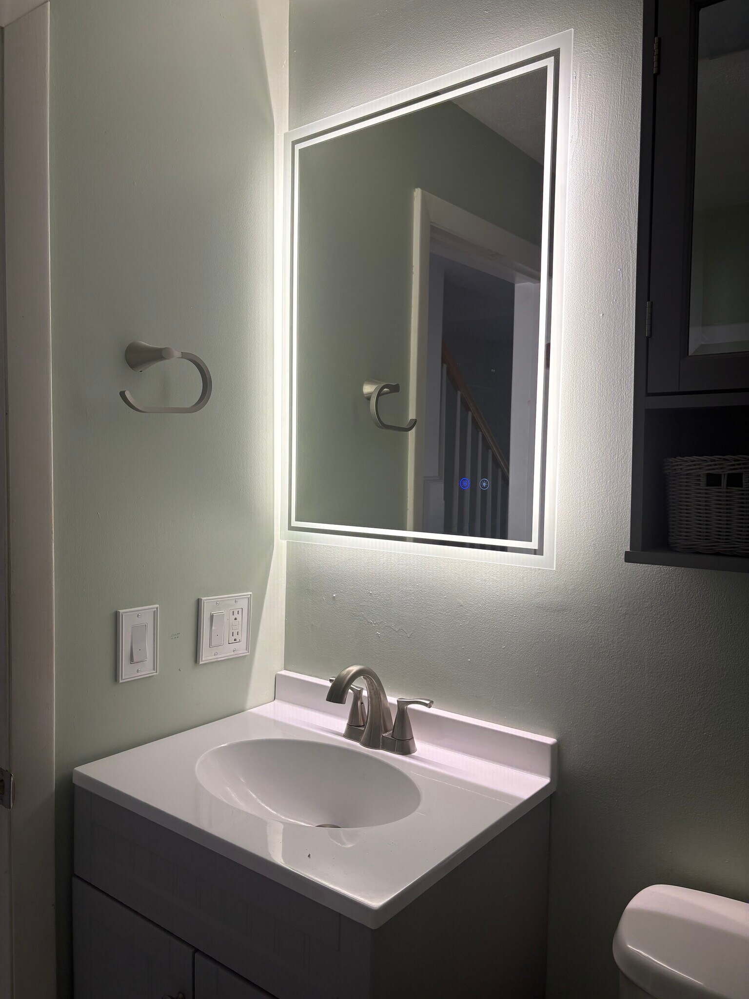 fogless mirror - 183 Walnut Hill Rd