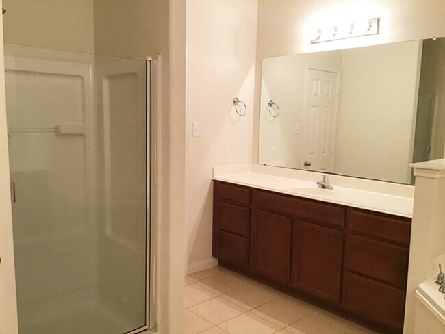 Building Photo - 10237 Tate Ct