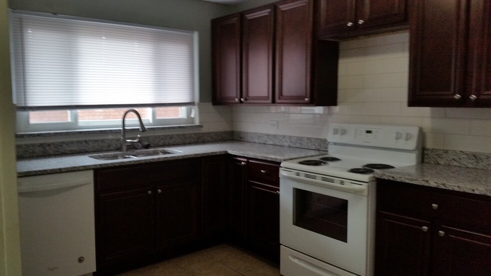 Building Photo - 2720 W Gregory St