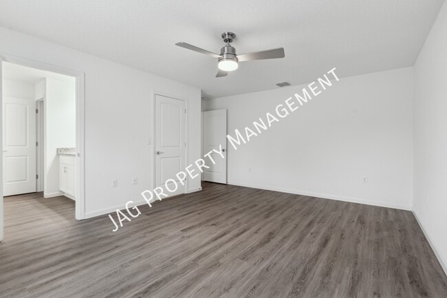 Building Photo - 271 Christensen Ave SE