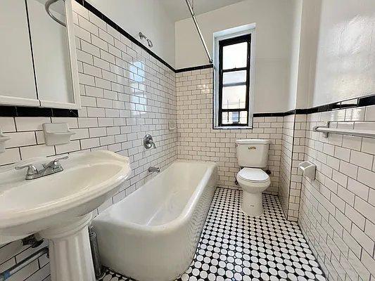 Building Photo - 1 bedroom in Bronx NY 10458