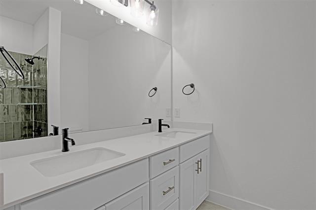 Building Photo - 2553 Huxley Mews