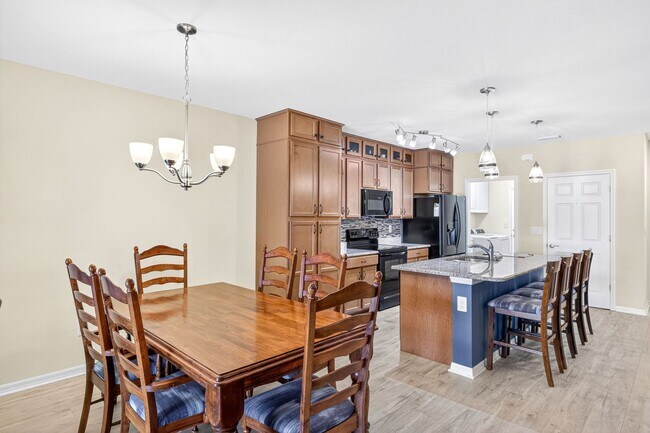 Building Photo - 3 Bedroom 2 Bath 2 Car garage at Magnolia Landing