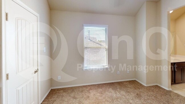 Building Photo - 9905 Prairie Dog Ln