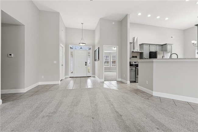 Building Photo - 15 Rillington Dr