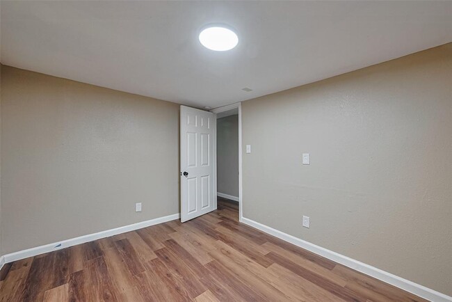Building Photo - 1311 Pershing St