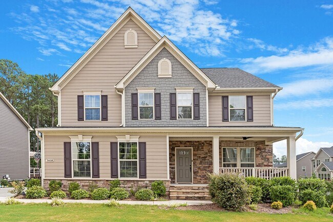 Primary Photo - Luxurious 4 bedroom home in Jordan Pointe!