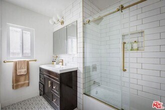 Building Photo - 612 Luton Dr