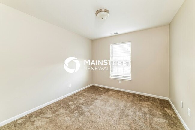 Building Photo - 4 Bedroom Pet-Friendly Home in Mount Washi...