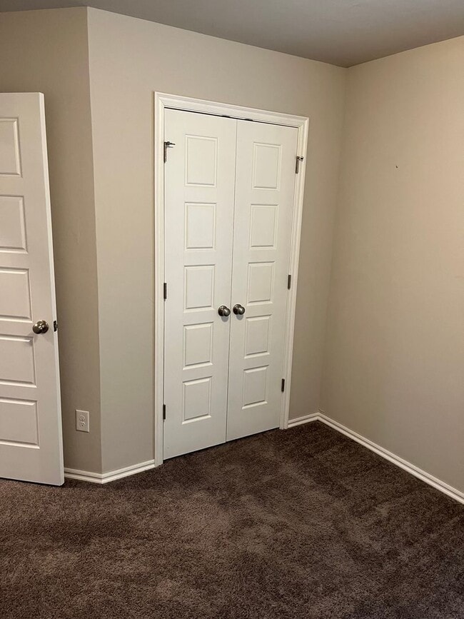 Building Photo - 1st Month Free!