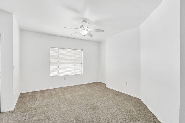 Building Photo - Morningstar Casitas Condo #308