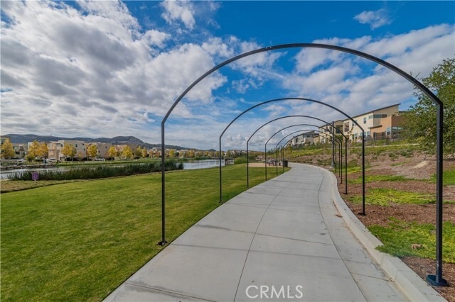 Building Photo - 2261 Horseback Rd