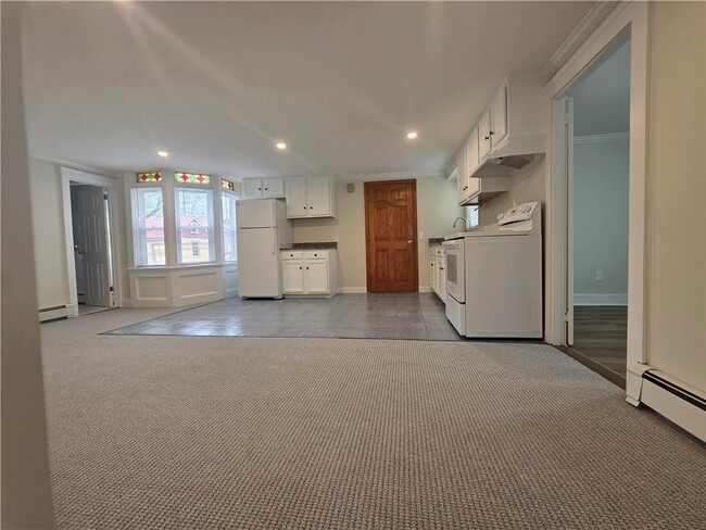 Building Photo - 354 Old Boston Neck Rd