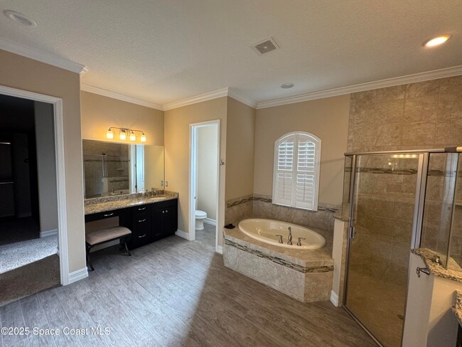 Building Photo - 3168 Lamanga Dr