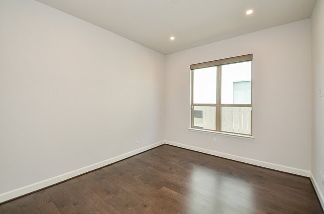 Building Photo - 17915 Cartlaw Ct