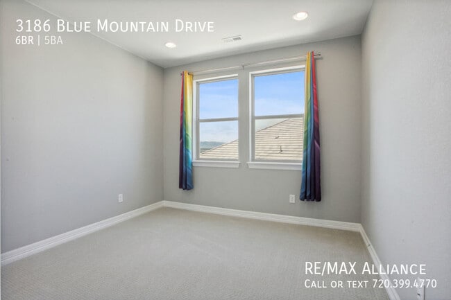 Building Photo - 3186 Blue Mountain Dr