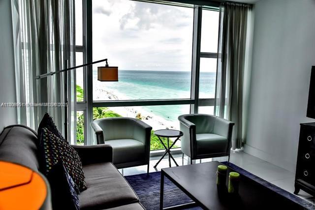 Building Photo - 6801 Collins Ave