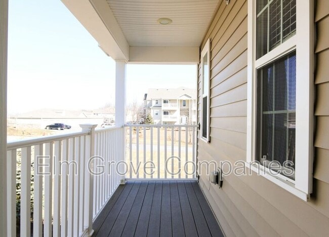 Building Photo - 12 Stoneledge Dr