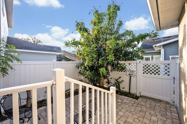 Building Photo - Baldwin Park Charmer