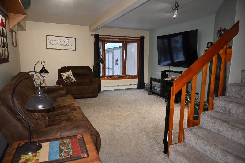 Building Photo - 18920 Eaglewood Loop