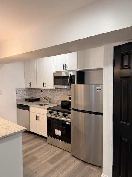 Building Photo - 2907 Bridgewater Dr