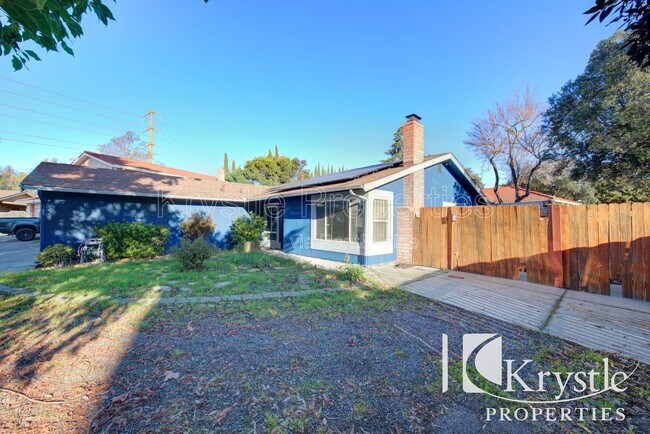 Building Photo - 2 Bridge Ct