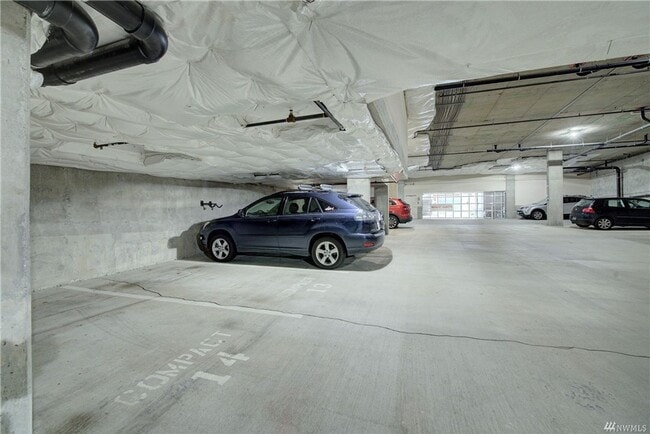 Building Photo - 1Bd/1Ba Redmond Condo