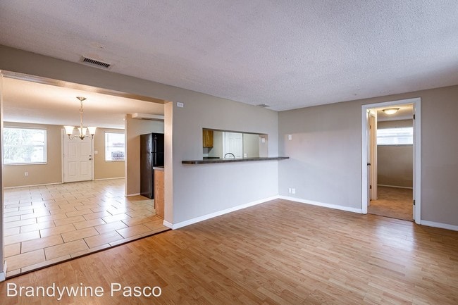 Building Photo - 3 br, 2 bath House - 7613 Christina Lane