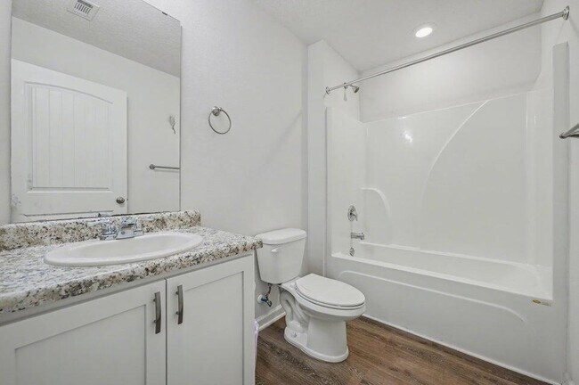 Building Photo - 3277 Chapelwood Dr