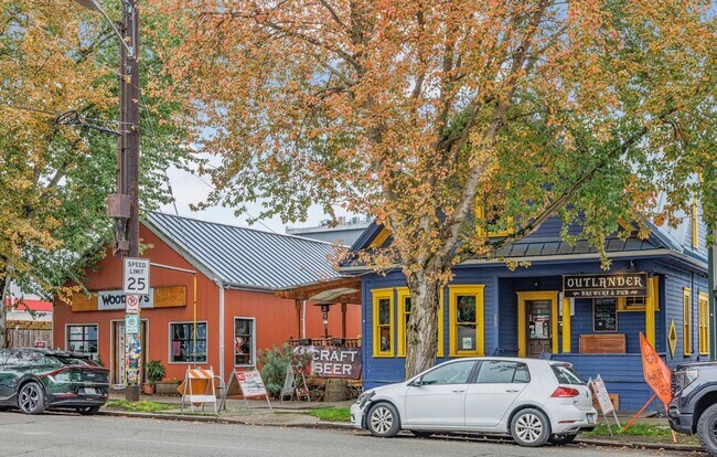 Building Photo - 3608 Palatine Ave N