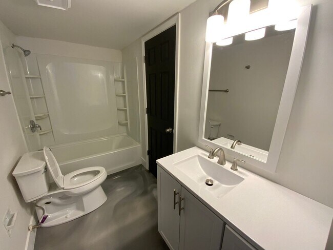 Building Photo - 3569-3571 Prescott Dr