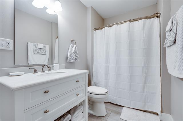 Building Photo - 625 Jefferson St