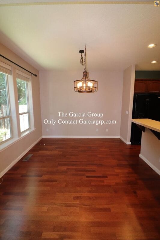 Building Photo - 7736 SW Cypress Ln