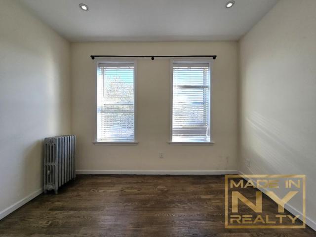 Building Photo - 1 bedroom in ASTORIA NY 11105