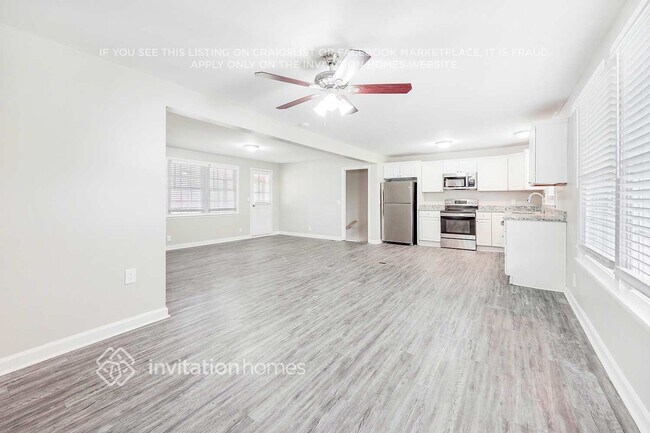 Building Photo - 640 Des Moines Dr