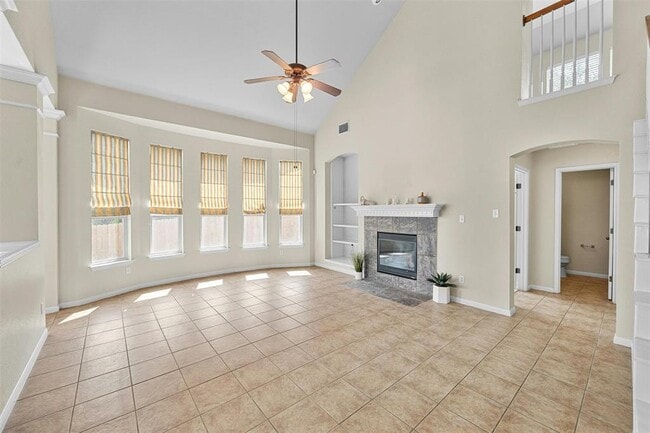 Building Photo - 11305 Brixey Ln