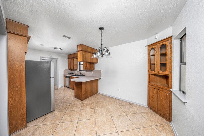 Building Photo - 2105 NW 54th St