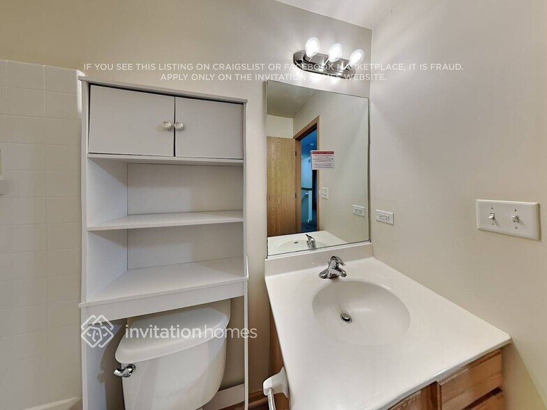 Building Photo - 1714 Stonegate Dr