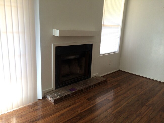 Building Photo - 2617PR