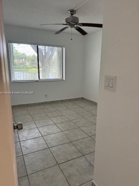 Building Photo - 153 Lakeview Dr