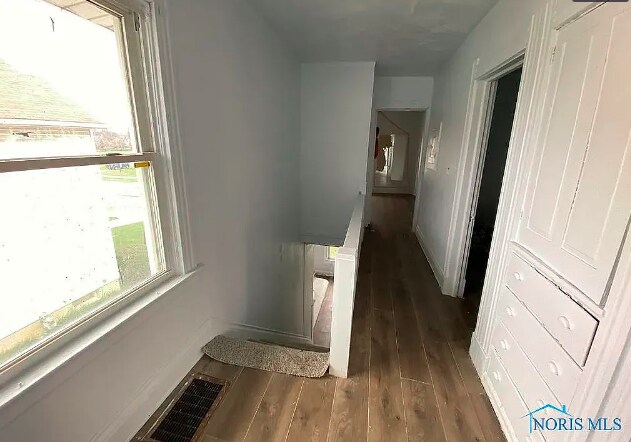 Building Photo - 902 Prospect Ave