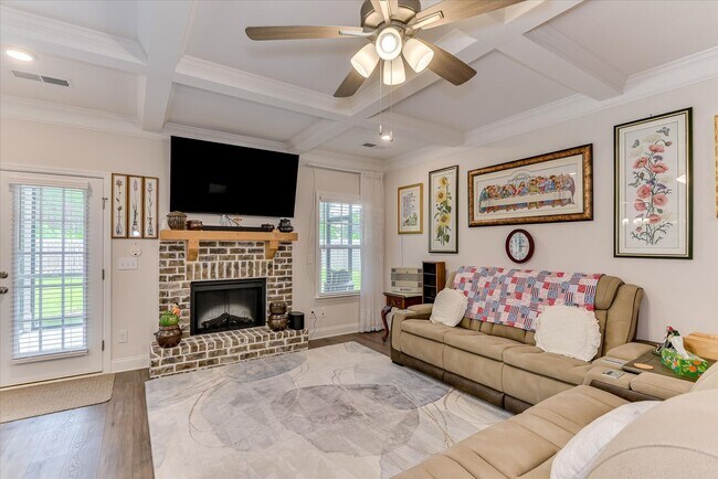 Building Photo - 6051 Big Pond Trl