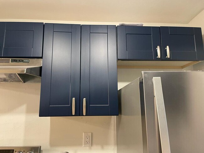 Building Photo - 2005 Jefferson St