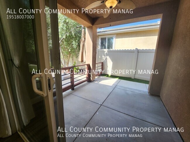 Building Photo - 25255 High Plains Ct