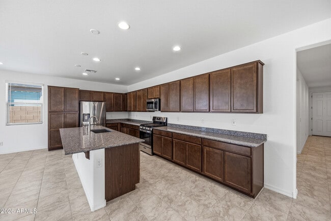 Building Photo - 14755 W Soft Wind Dr