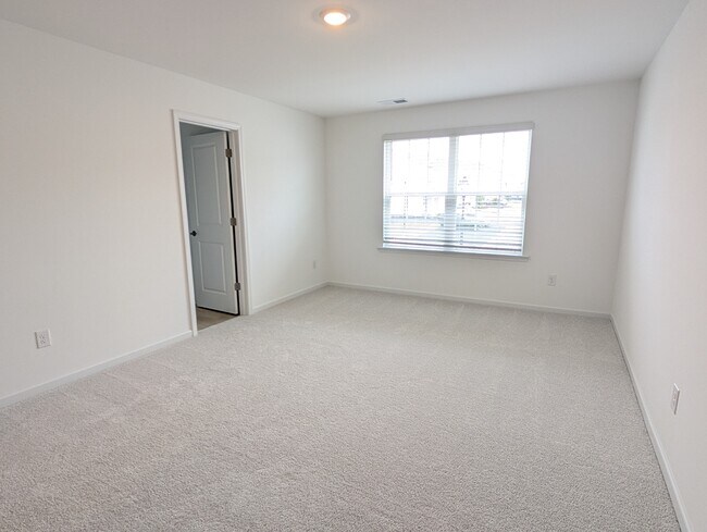 Building Photo - 1809 Pheasant Trce Cir