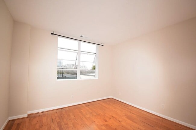 Building Photo - 1421 Peachtree St NE