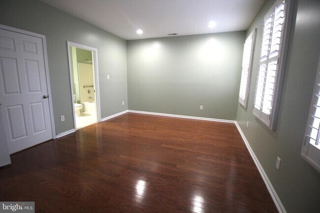 Building Photo - 151 Jackson St